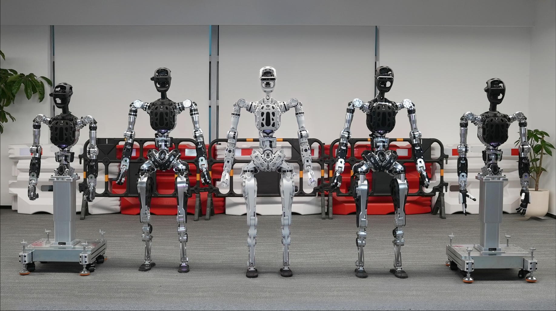 Roboti